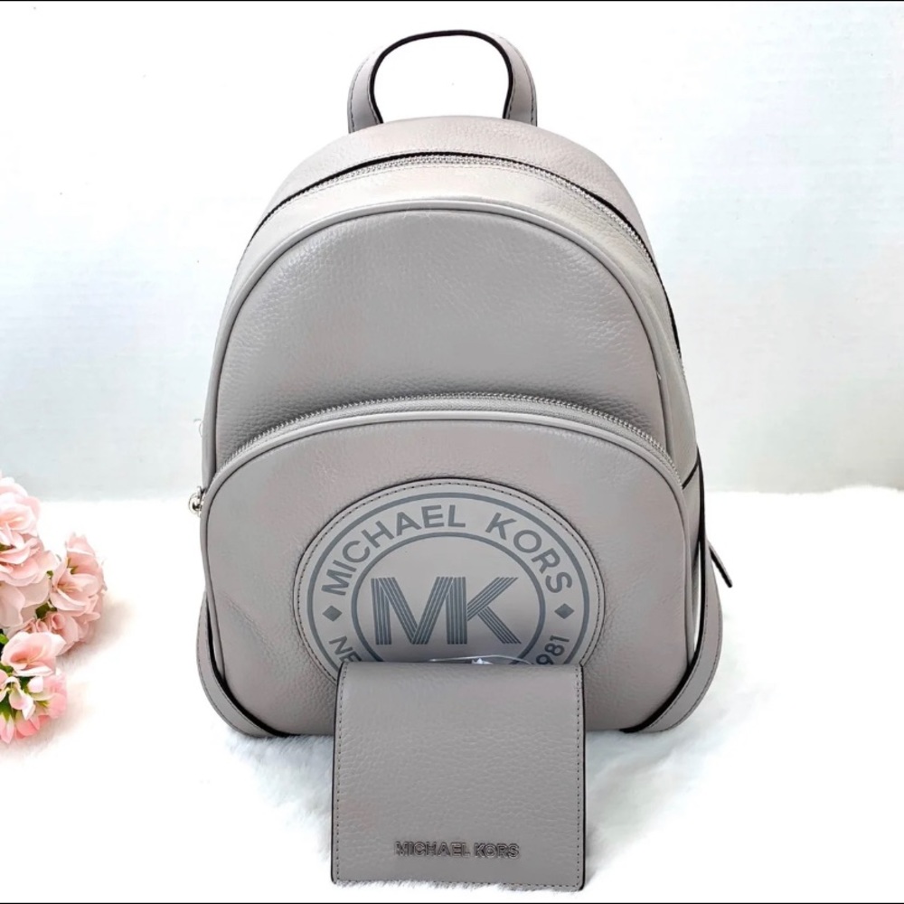 Michael kors book bag and wallet